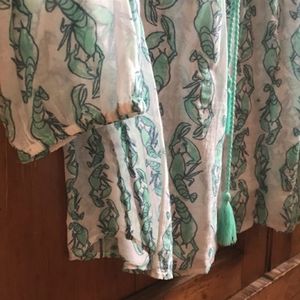 Crown & Ivy 3/4 sleeve lobster top